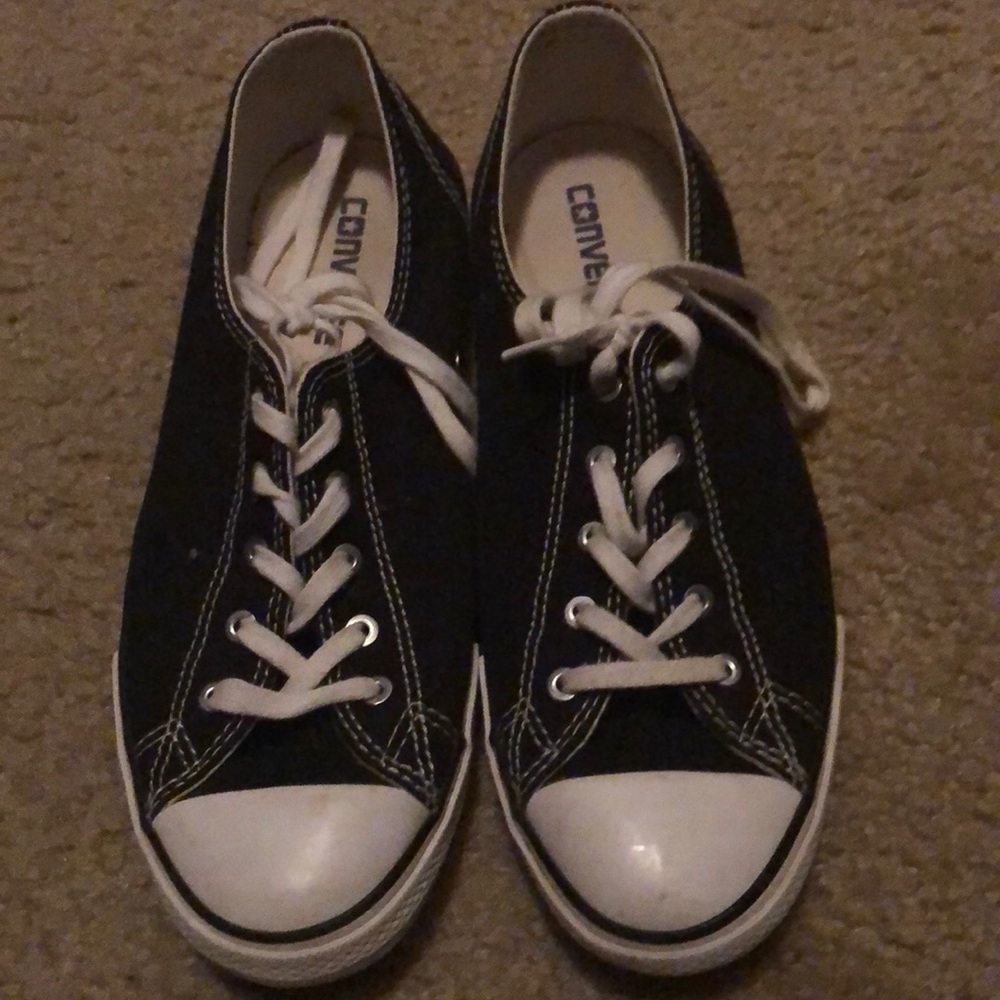 Size 7.5 black converse